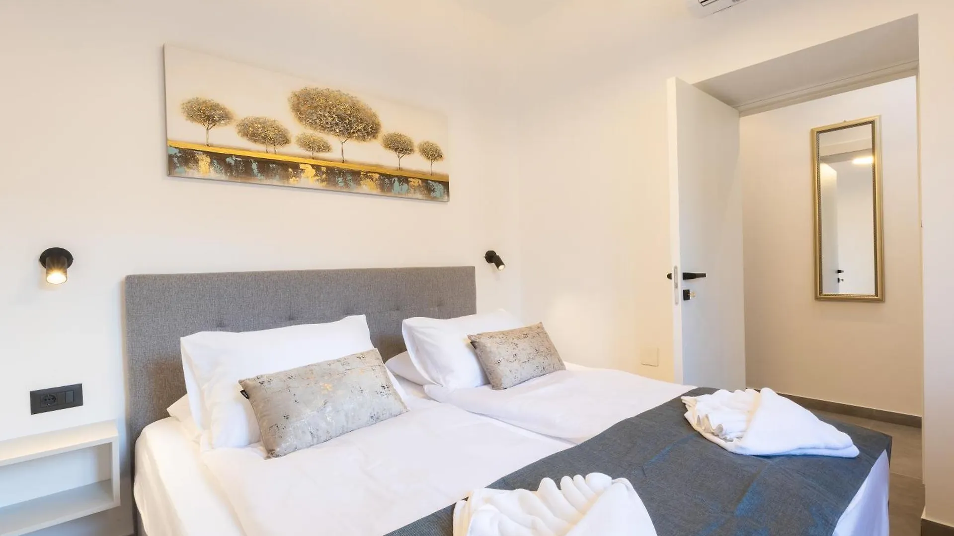 Deluxe Nila Apartment Split