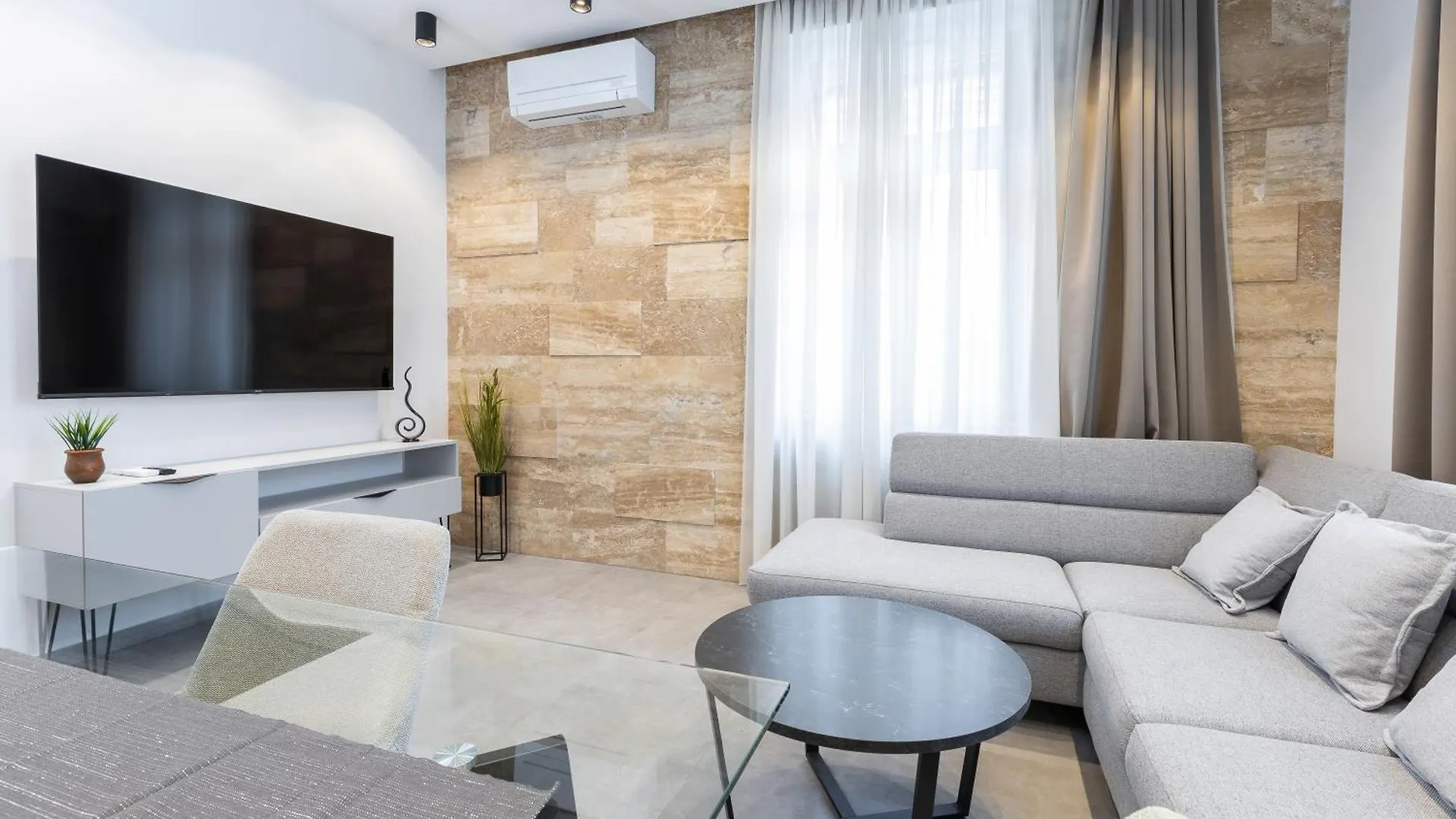 Deluxe Nila Apartment Split 0*,